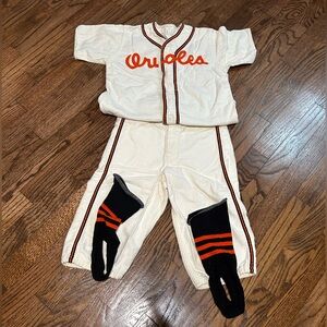 Very Rare Post Kids Orioles Cream and Black Set
